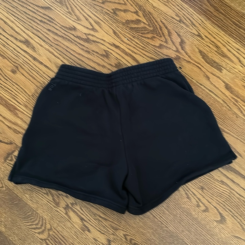 TNA cozy fleece sweat shorts - Picture 2 of 6